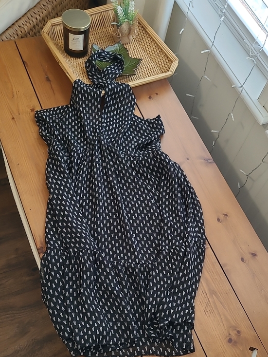 Magnolia Boutique Dresses & Skirts - Magnolia Boutique Cross Front Halter Black Mini Dress - Medium